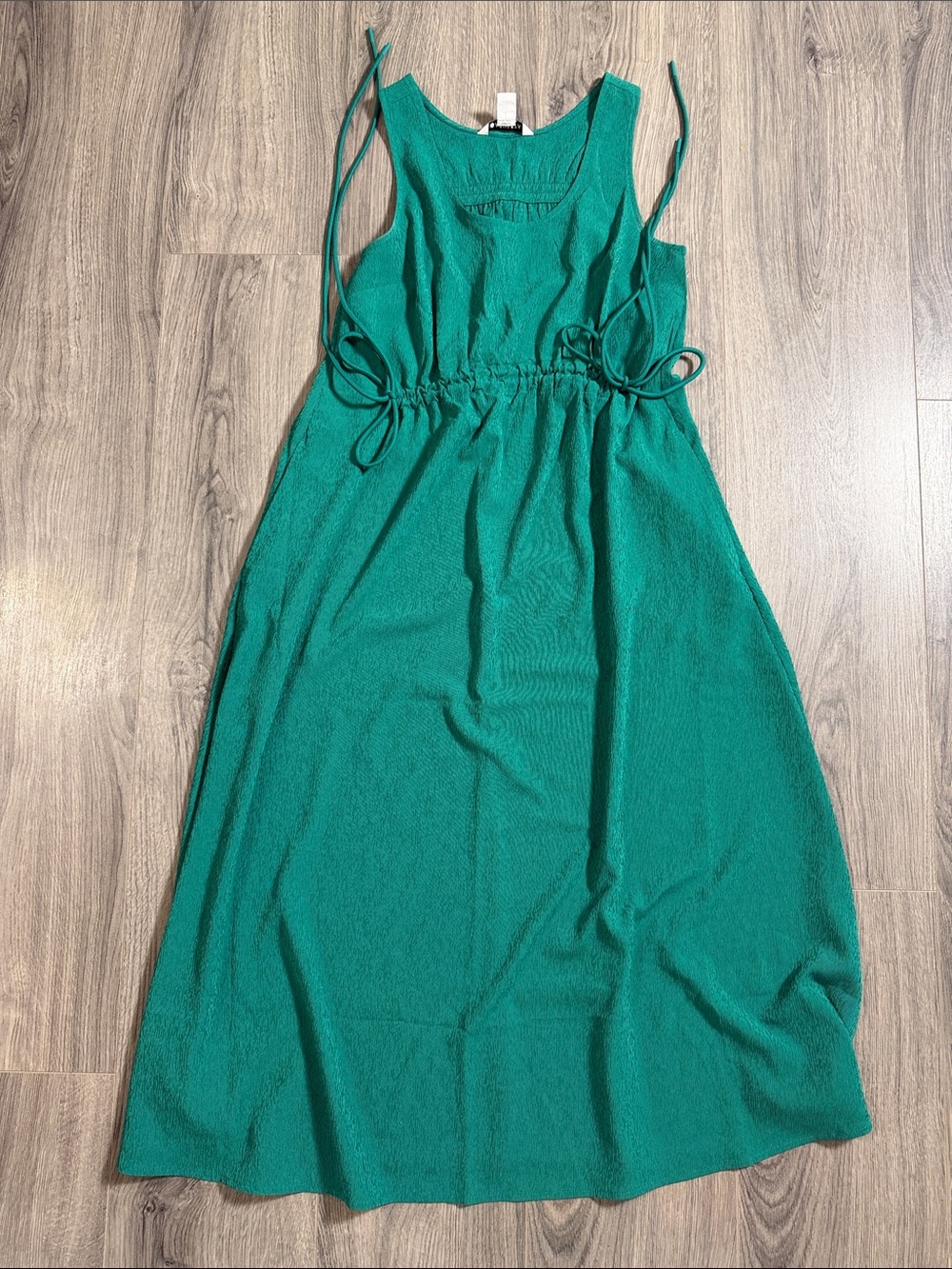Athleta Emerald Green Sleeveless Tie-Waist Maxi Dress